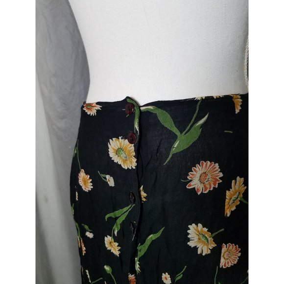 Equation Skirt Size Medium - Picture 3 of 8